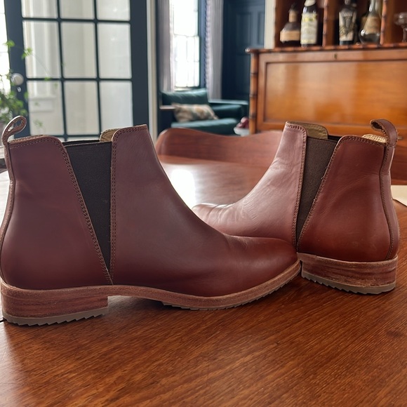 Nisolo Everday Chelsea Boot - cognac - Picture 3 of 9